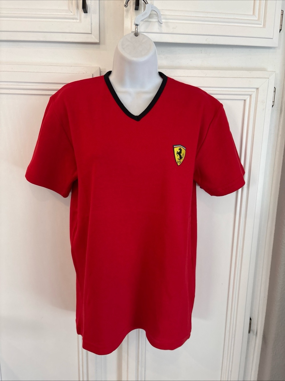 EUC Vintage Rare Ferrari V Neck Women’s T Shirt Sz L Red Embroidery Logo Cotton